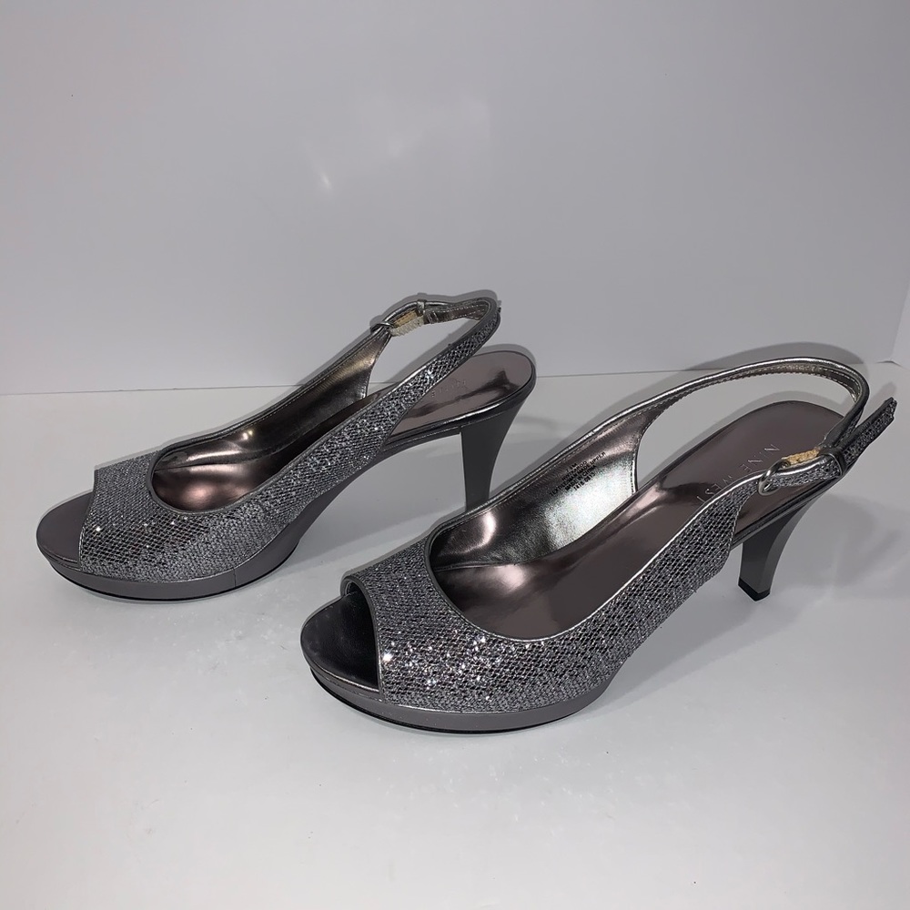 NINE WEST Silver Sparkle Open Toe Slingback strappy Heels size 7.5 M pumps